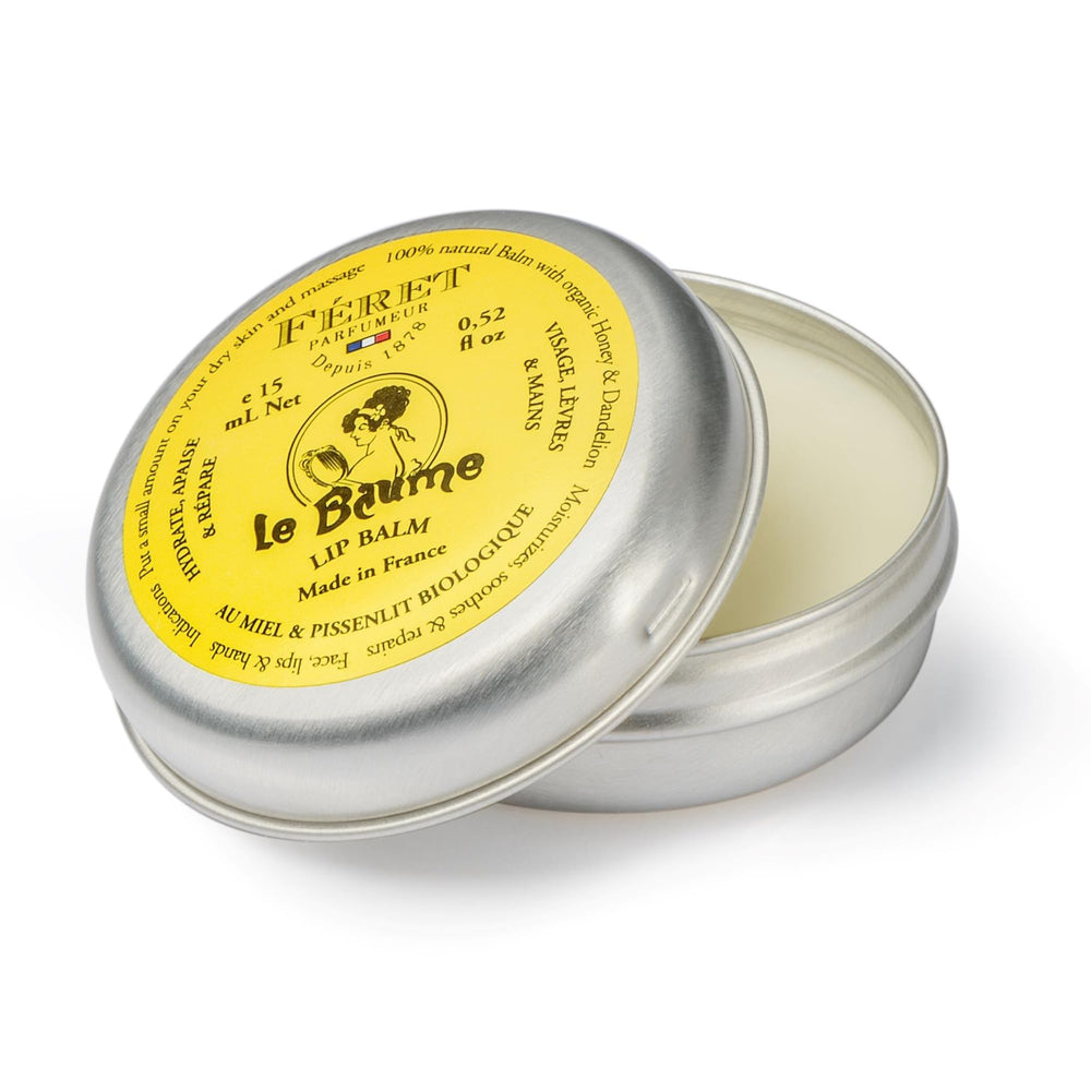 Feret Parfumeur Le Baume Rose Poudré révèle une texture soyeuse pour les lèvres.