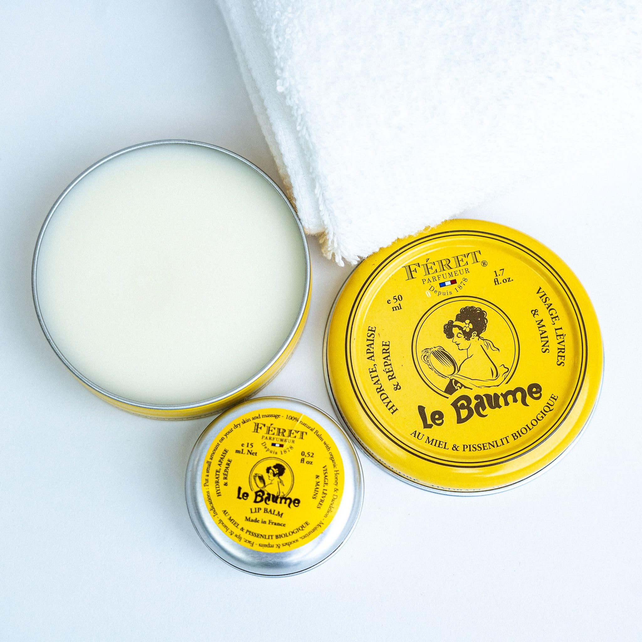 Rituel beauté quotidien avec le Baume Feret Parfumeur – soin rapide et polyvalent.