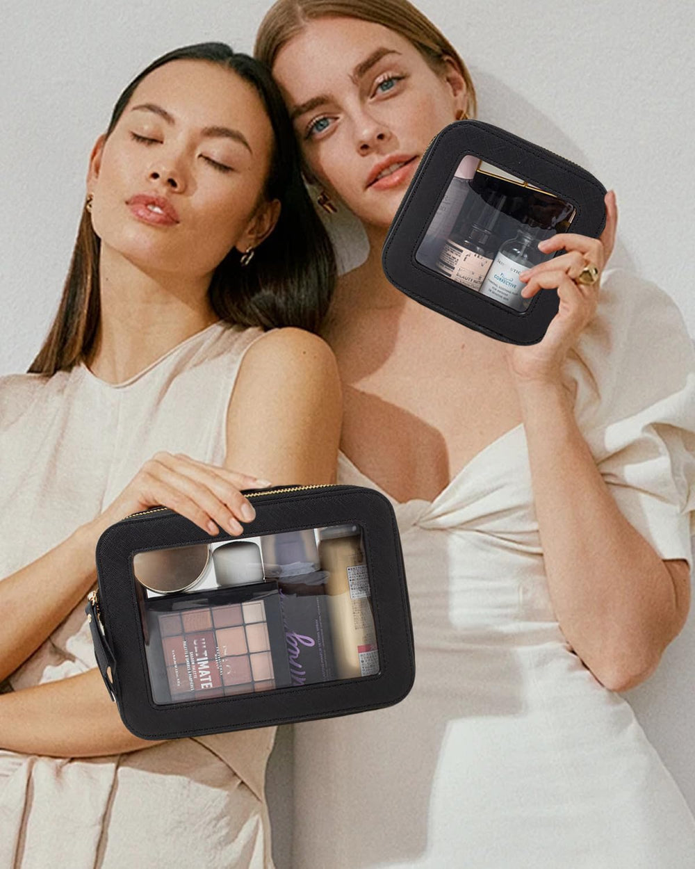Pochette FFpaw transparente petit format permet d'emporter l'essentiel et gagner de la place.