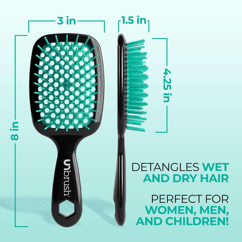 Gros plan sur l’utilisation de UNbrush sur cheveux mouillés et secs