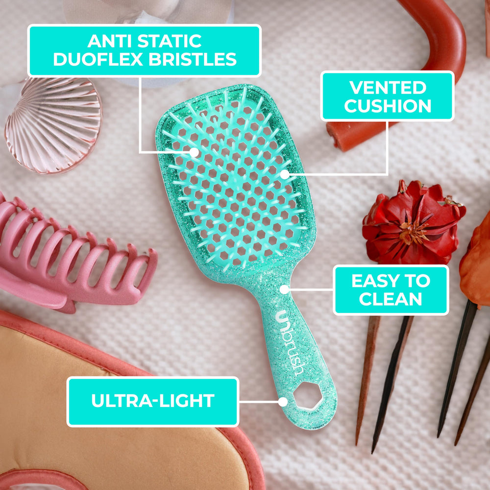 FHI Heat UNbrush, coussin ventilé sans dos accélérant le séchage.