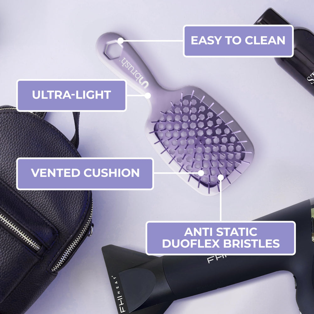 Brosse de voyage UNBRUSH mini, facile a transporter.