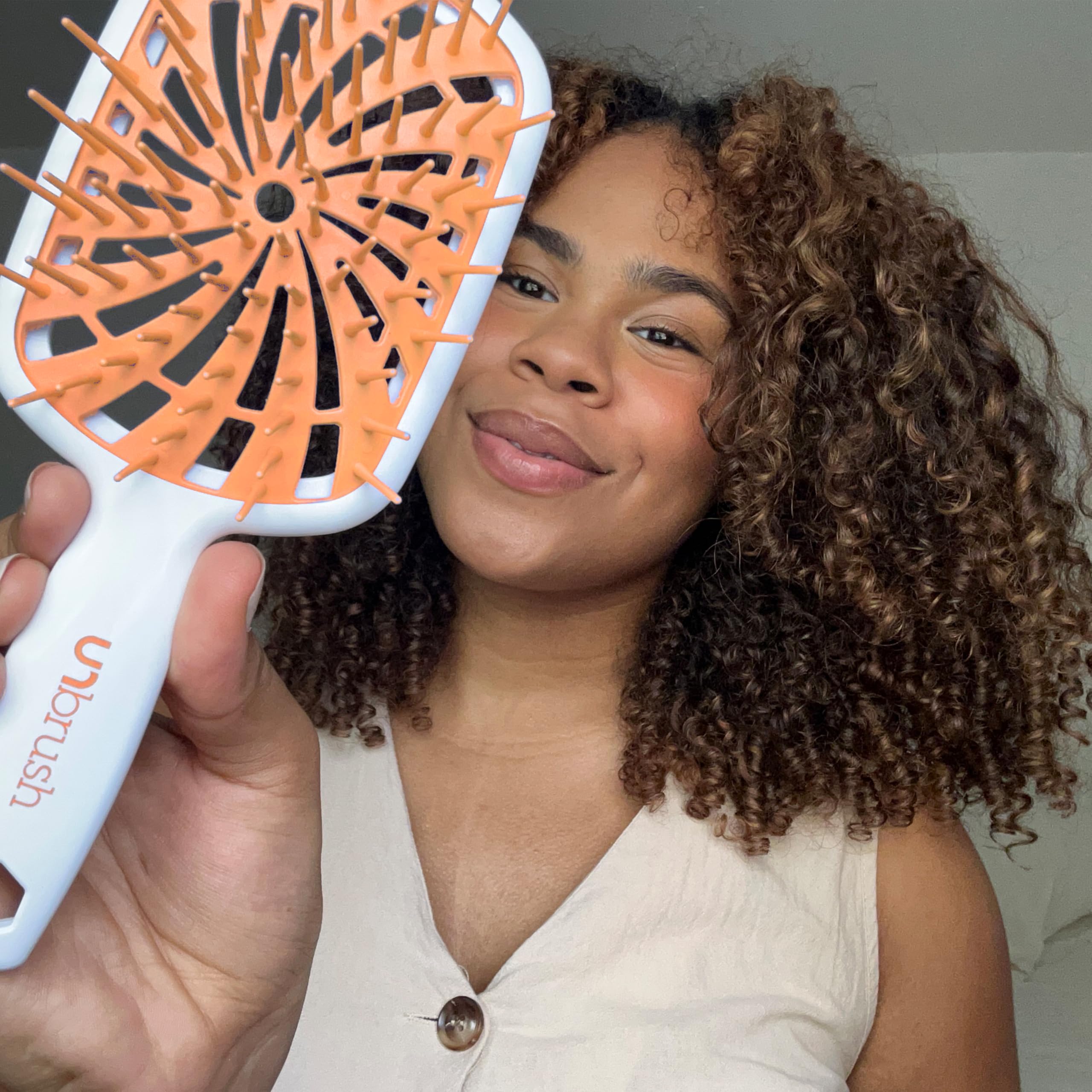 FHI Heat UNbrush Plus léger et facile à manier au quotidien