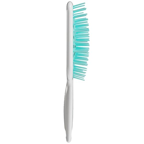 FHI Heat UNbrush Plus avec manche ultra léger pour une prise en main confortable.