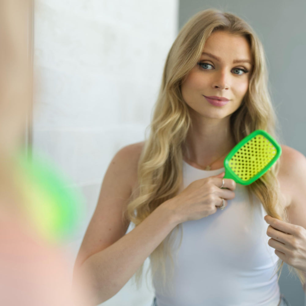 Compatible avec cheveux mouillés ou secs, pratique pour toute la famille.