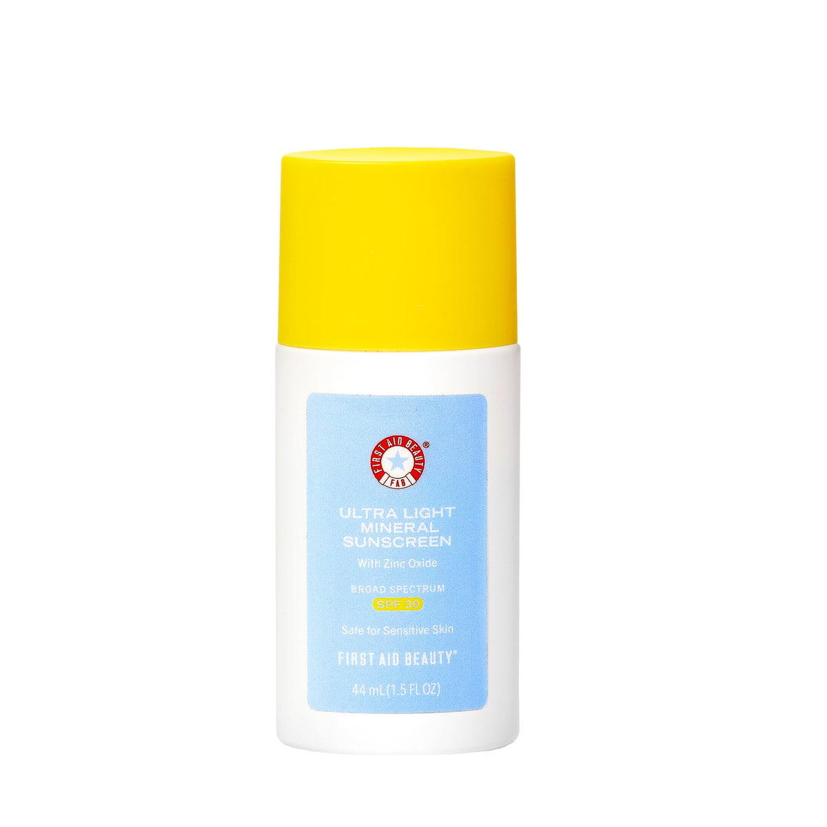 First Aid Beauty fluide minéral SPF30 en flacon pompe pour une protection légère.