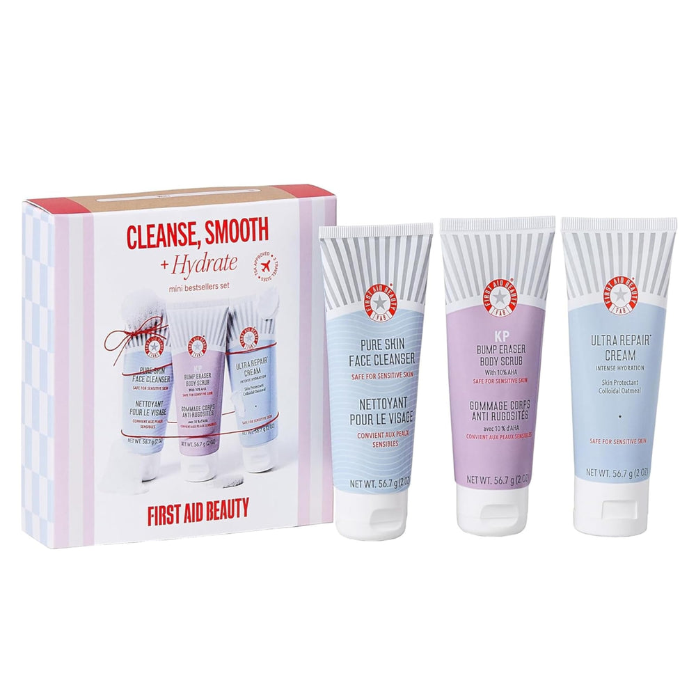 Aperçu du coffret First Aid Beauty, emballage élégant et pratique pour voyager.