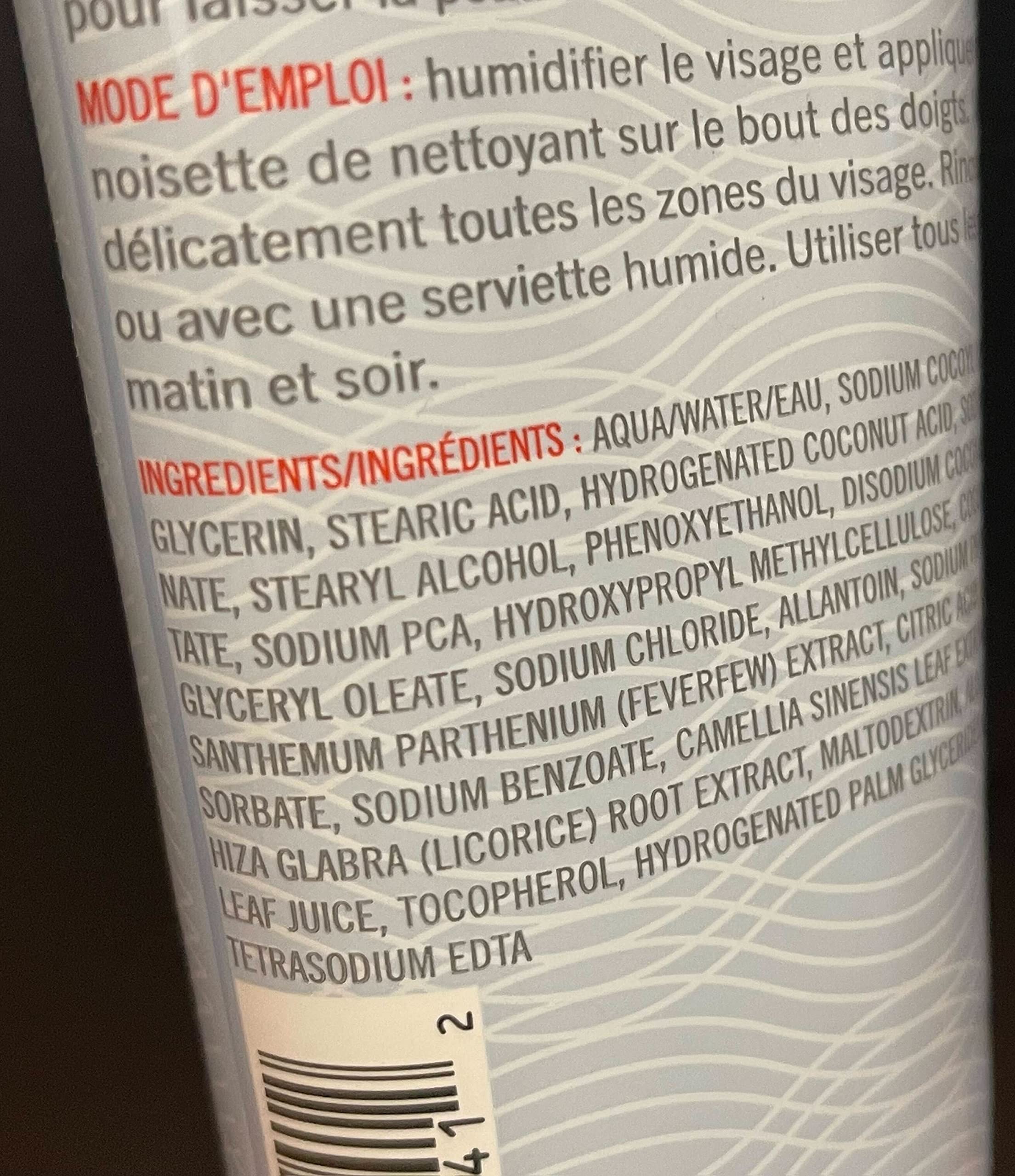 Sans parfum, Pure Skin Face Cleanser respecte les peaux sensibles.