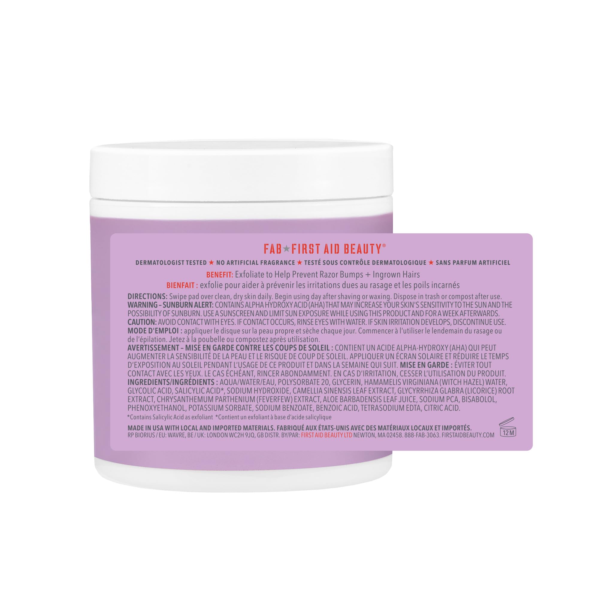 Sans alcool et sans parabènes First Aid Beauty, peau sensible compatible.