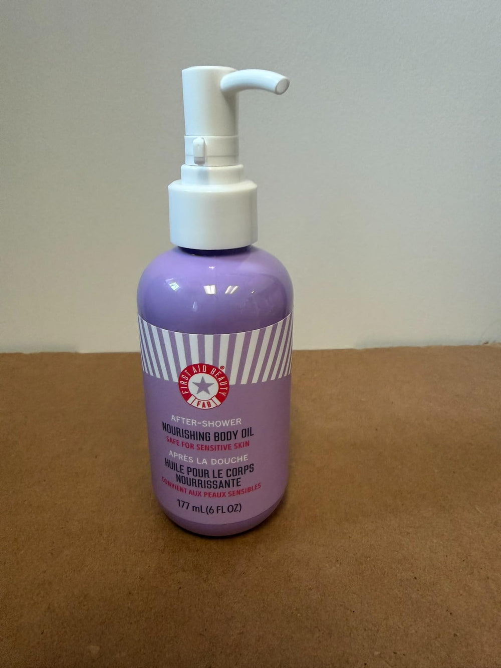 Formulé sans parfum artificiel pour peaux sensibles.