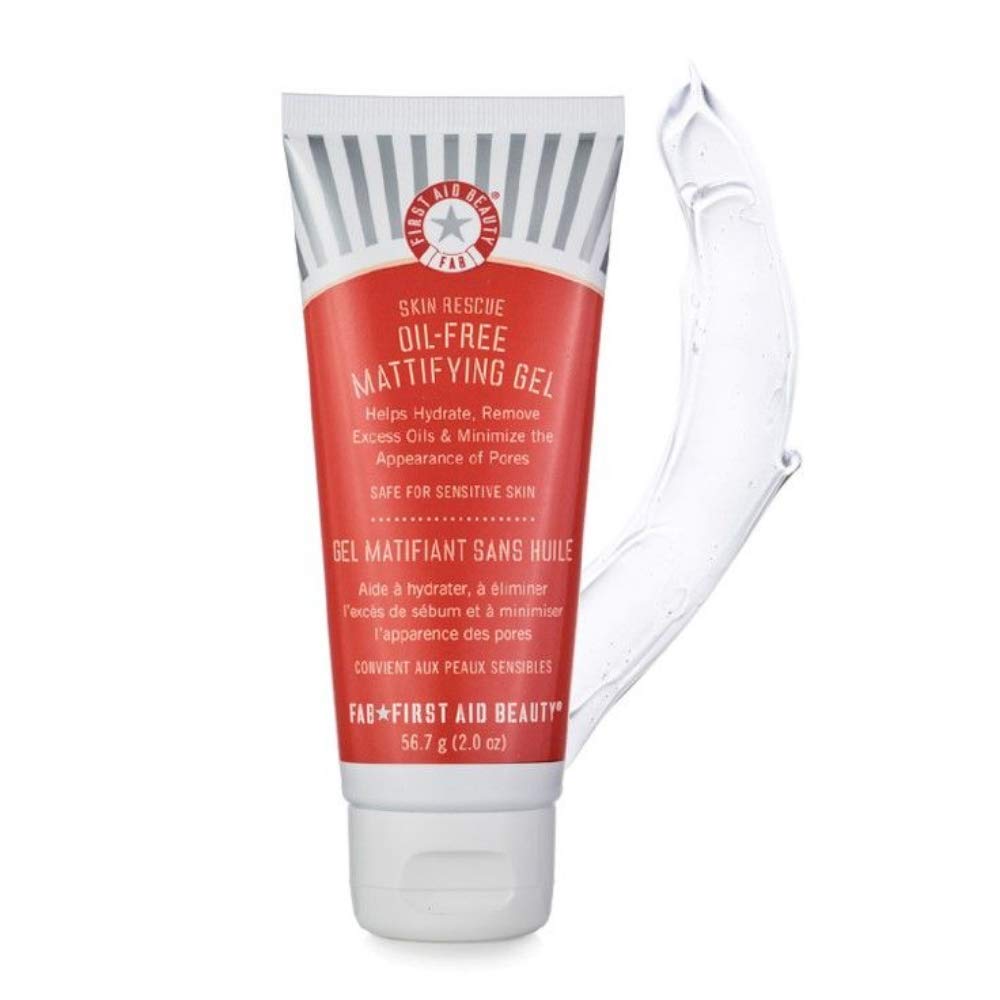First Aid Beauty Skin Rescue Gel, texture matante légère qui matifie la peau.