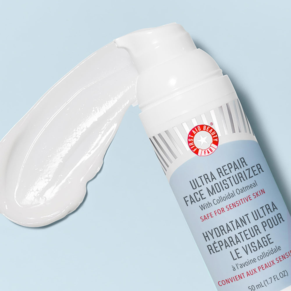 First Aid Beauty Ultra Repair – bouteille pompe pour hydratation légère au quotidien