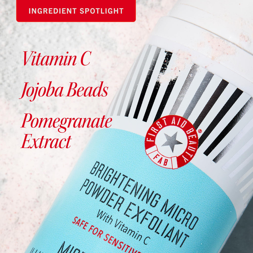 First Aid Beauty exfoliant visage sans parfum artificiel adapté à tous types de peau