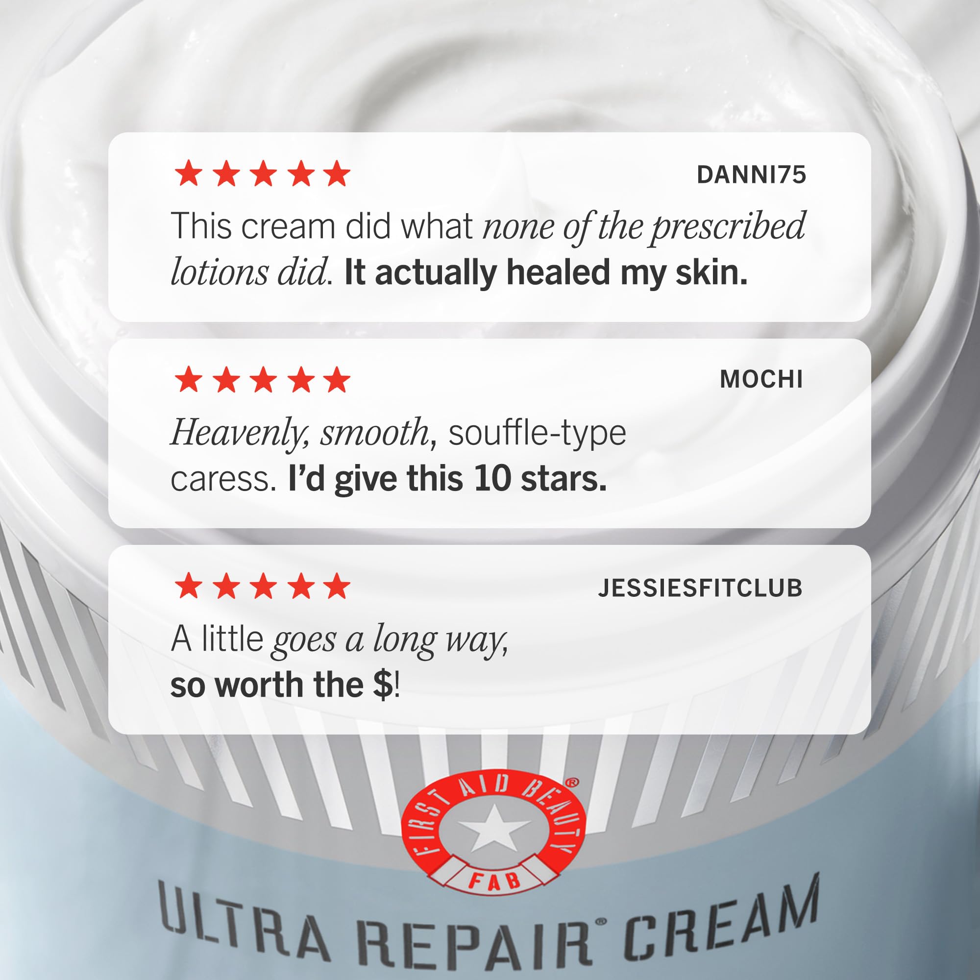 Sans parfum artificiel dans First Aid Beauty Ultra Repair Cream, idéal pour peaux sensibles.