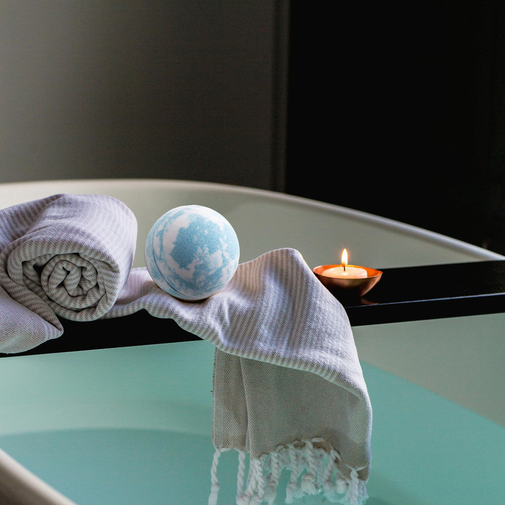 FlowBredolent bombe-bain gardenia : arôme floral élégant et hydratation légère