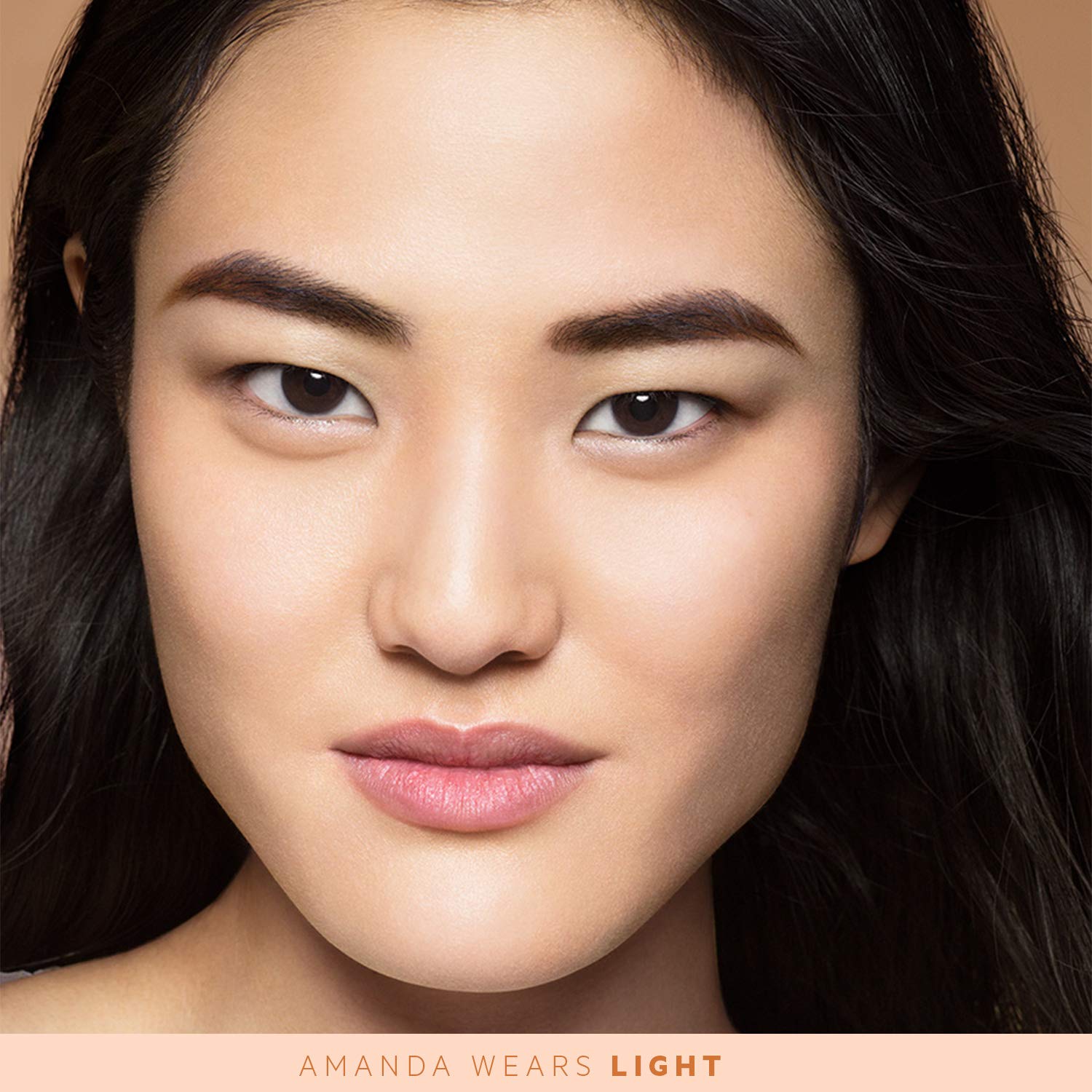 FLOWER BEAUTY Light Illusion Concealer pigments flouteurs pour un fini lisse