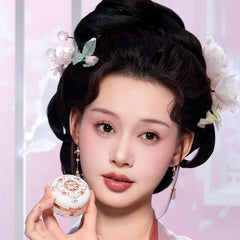 Flower Knows duo teintes sculptantes, poudre soyeuse pour peau naturelle.