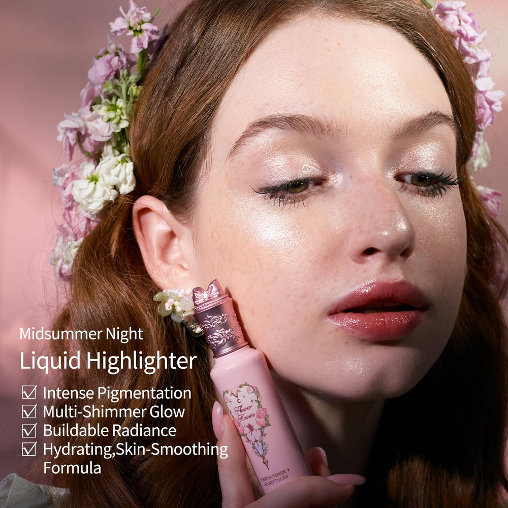 Flower Knows Illuminateur liquide poudre-mini coussin—application précise sur le visage.