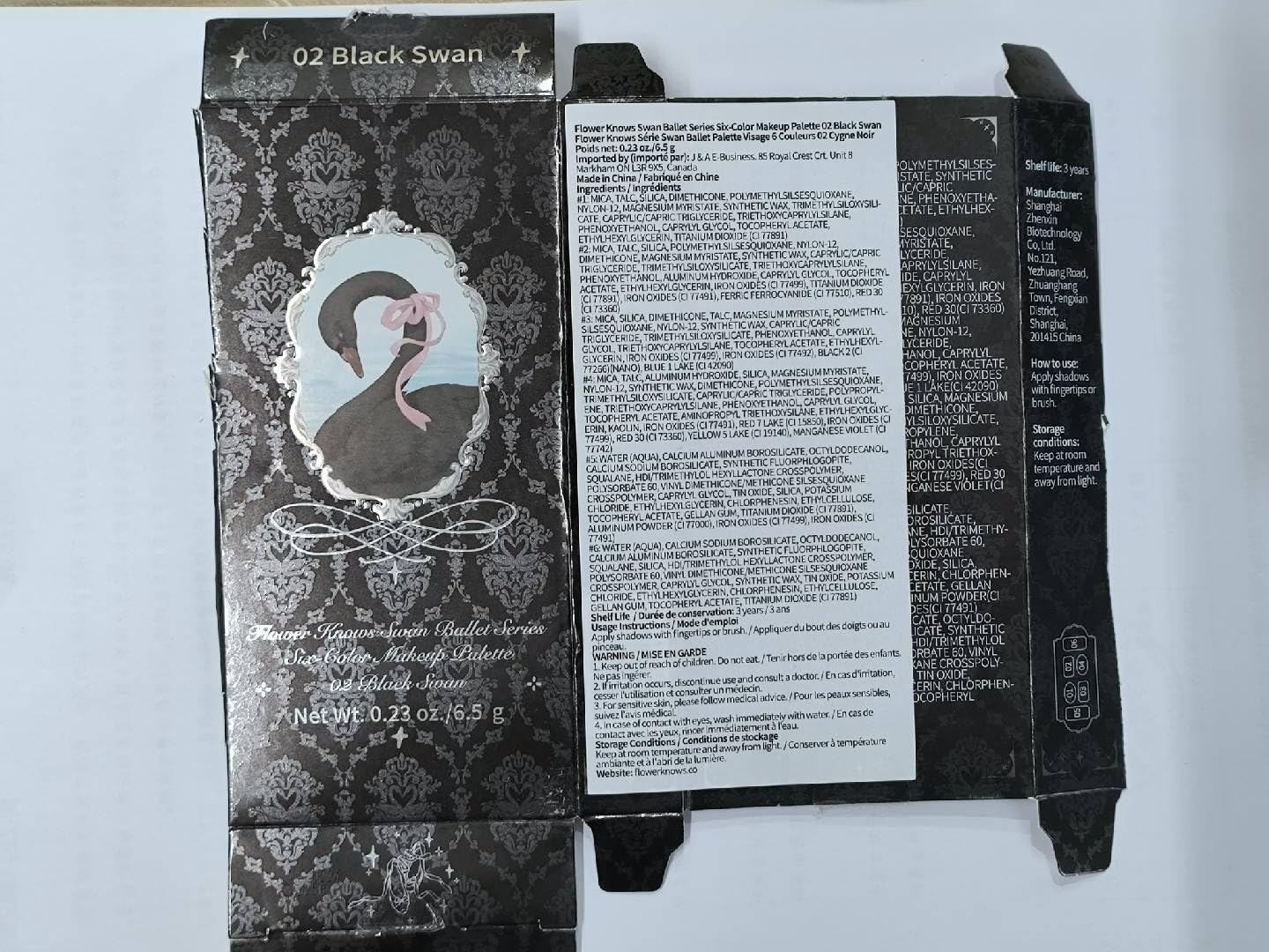 Flower Knows Swan Ballet Palette échantillon clair — planifiez facilement vos maquillages.