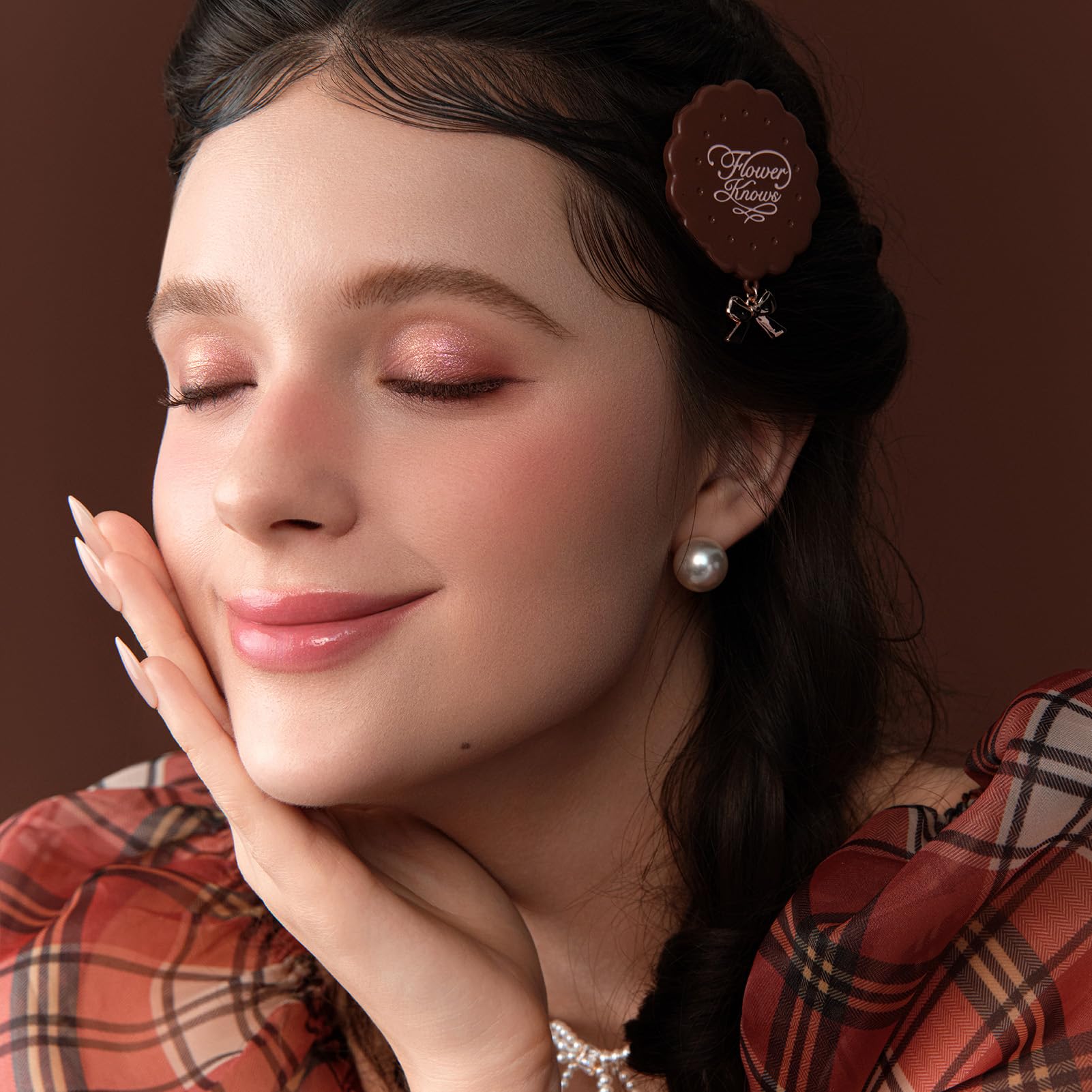 Teintes scintillantes apportent lumière et accent lumineux sans lourdeur.