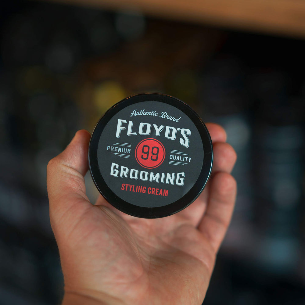 Floyd's Grooming Styling Cream – application rapide pour obtenir un style net.