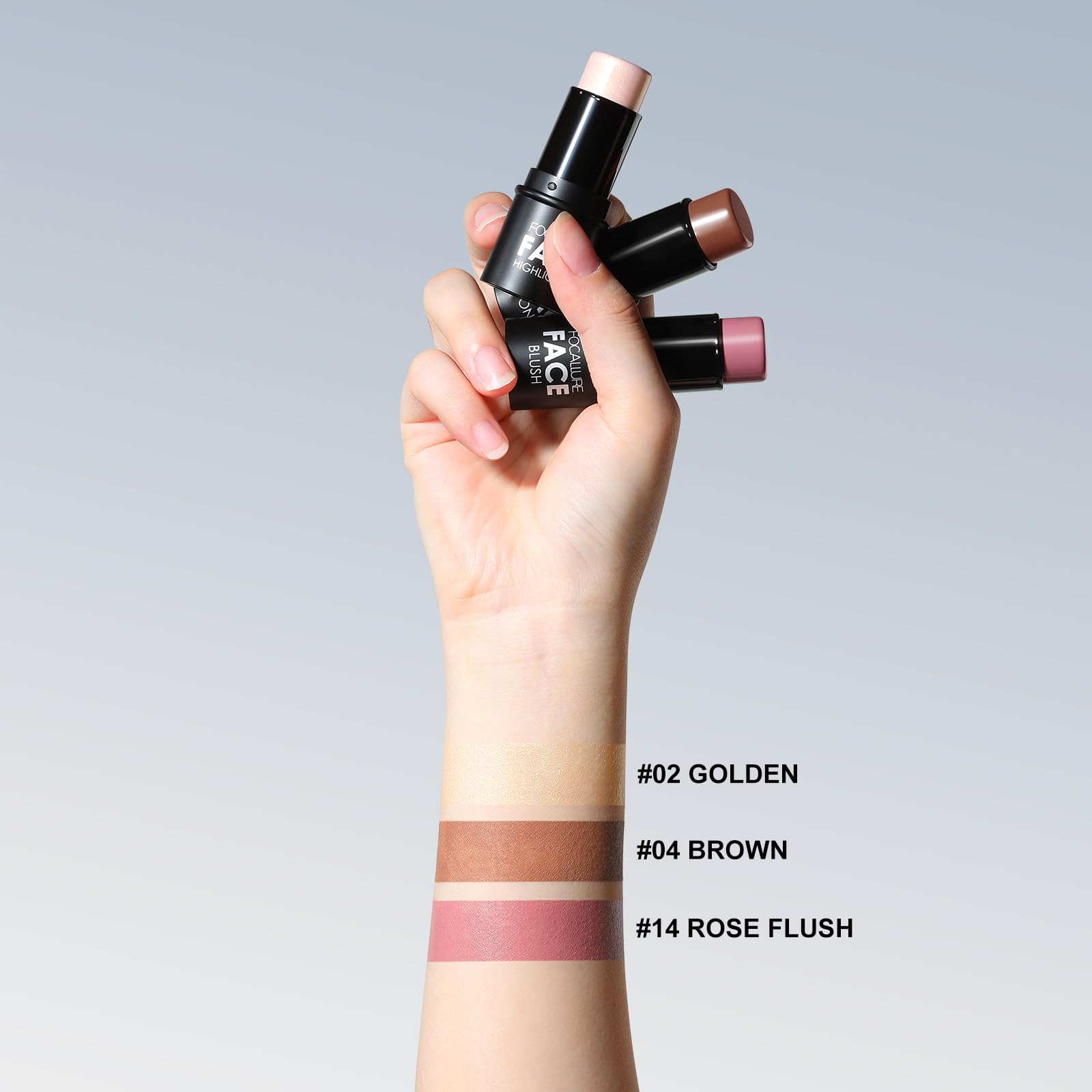 FOCALLURE bronzer crème ton naturel pour réchauffer le teint.