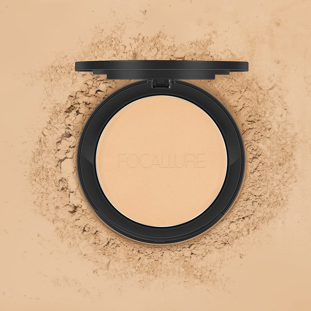 FOCALLURE Flawless Poudre Pressée convient sur peau nue ou teint, réglant l'éclat.