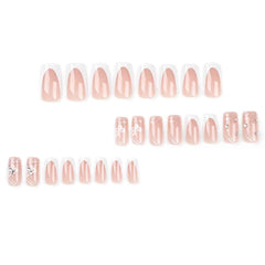 Détail strass brillant Foccna pour un effet glamour