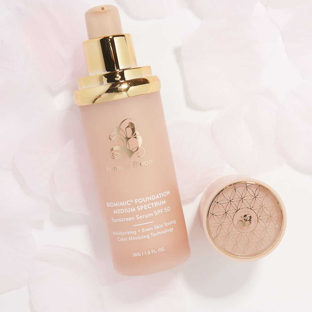 Forever Bloom Bio Mimic Foundation convient aux peaux sensibles et sans irritants.