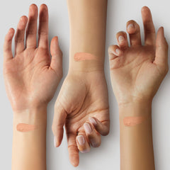 Forever Bloom Bio Mimic Foundation SPF50 protège sans parfum ni parabènes.