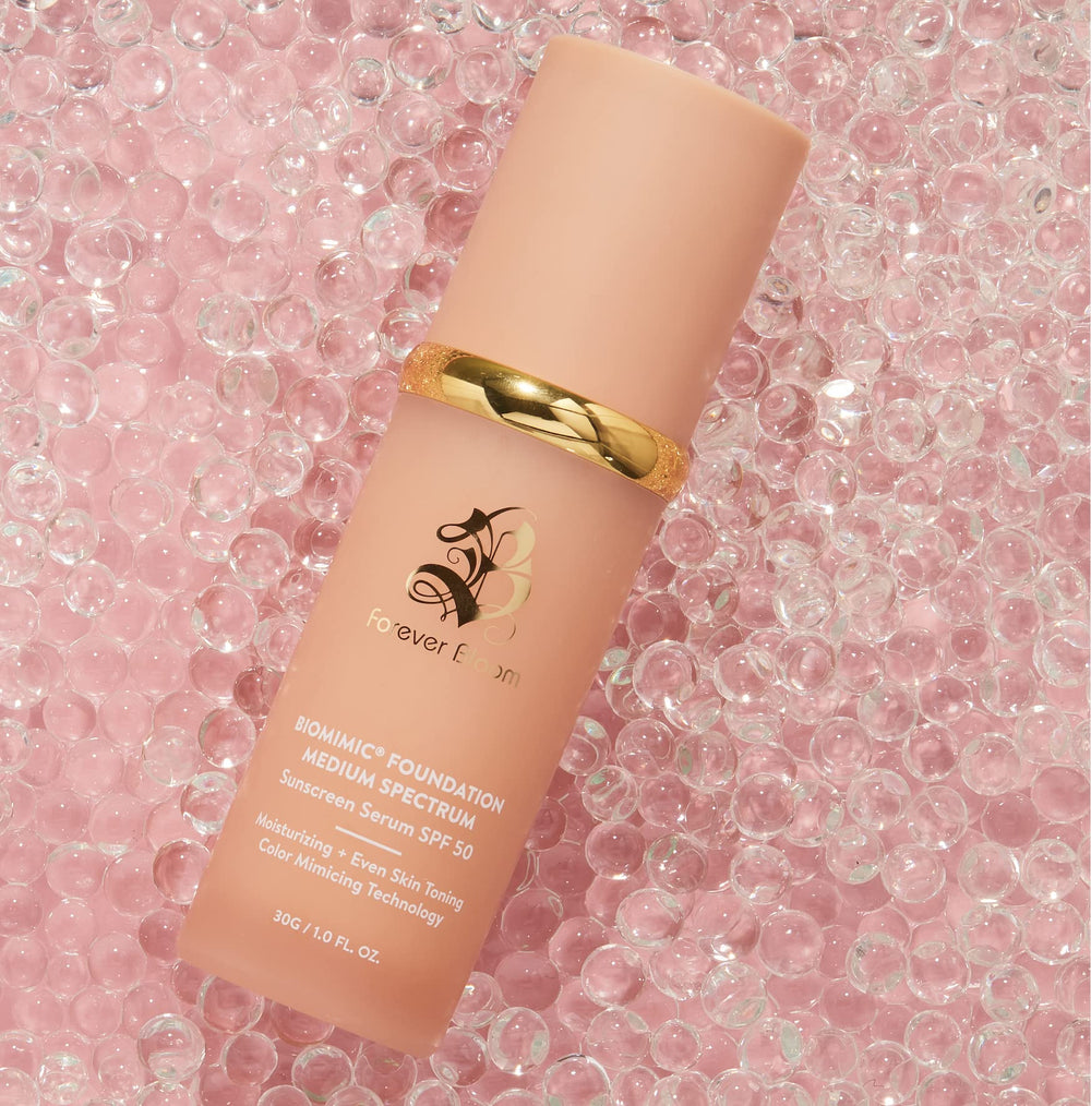 Forever Bloom Bio Mimic Foundation texture légère qui s'adapte au teint.