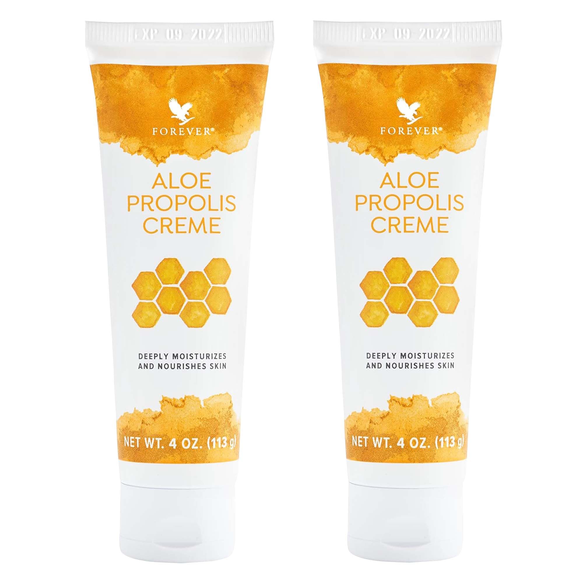 Forever Living Aloe Propolis Crème – pot ouvert, texture riche et nourrissante prête à l’application.