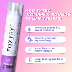 Application sur les racines avec FoxyBae Turned Up, fraîcheur et volume instantanés.