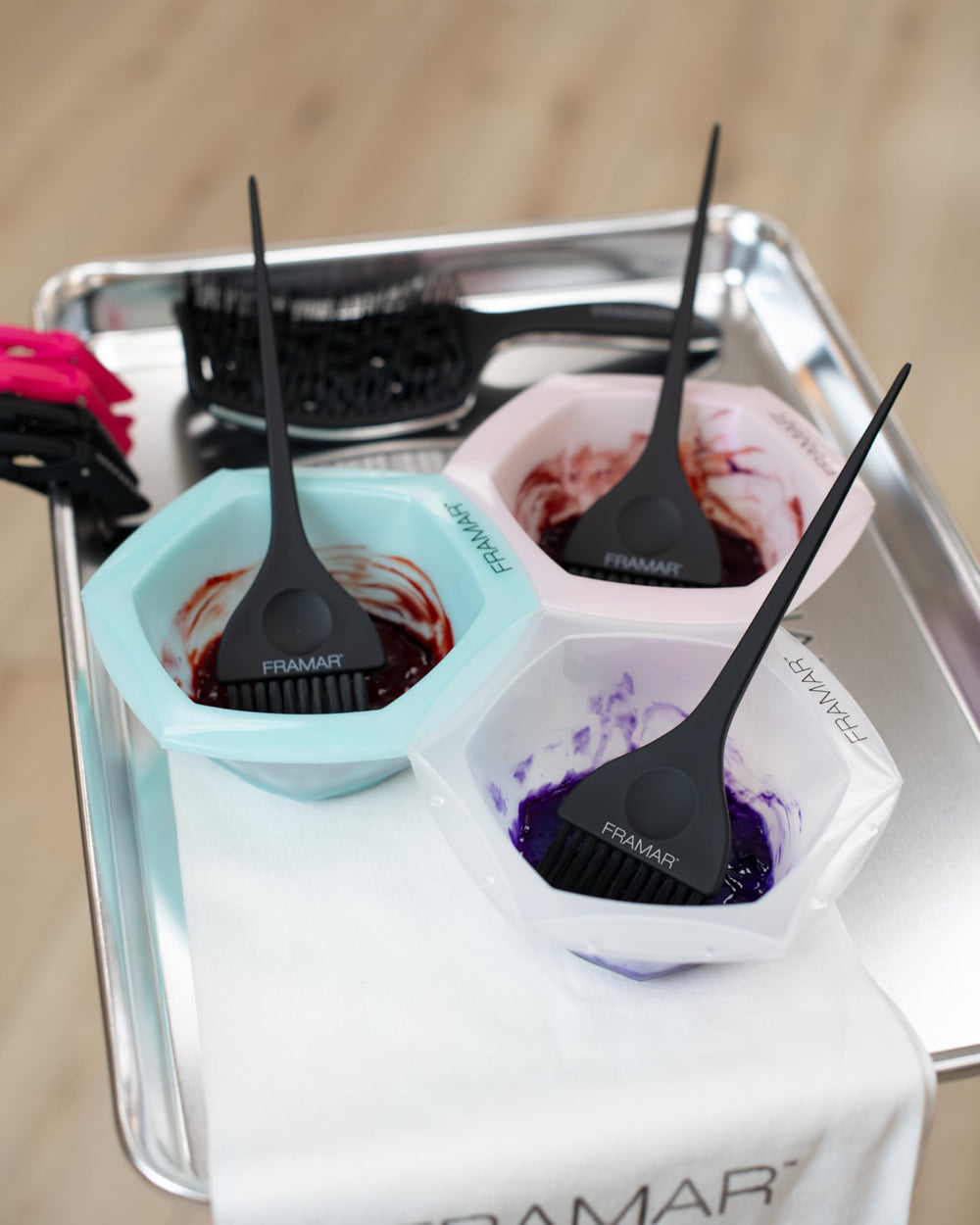 FRAMAR brosse couleur cheveux, bords effilés pour précision et finitions nettes.