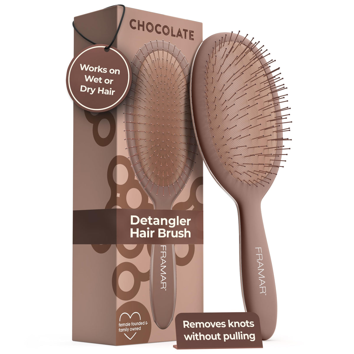 FRAMAR brosse démêlage chocolat, cheveux humides : démêle rapidement sans casse ni douleur.