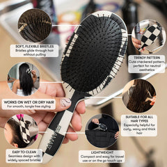 FRAMAR Brosse démêlante, poignée confort, glisse douce pour brossage sans effort.