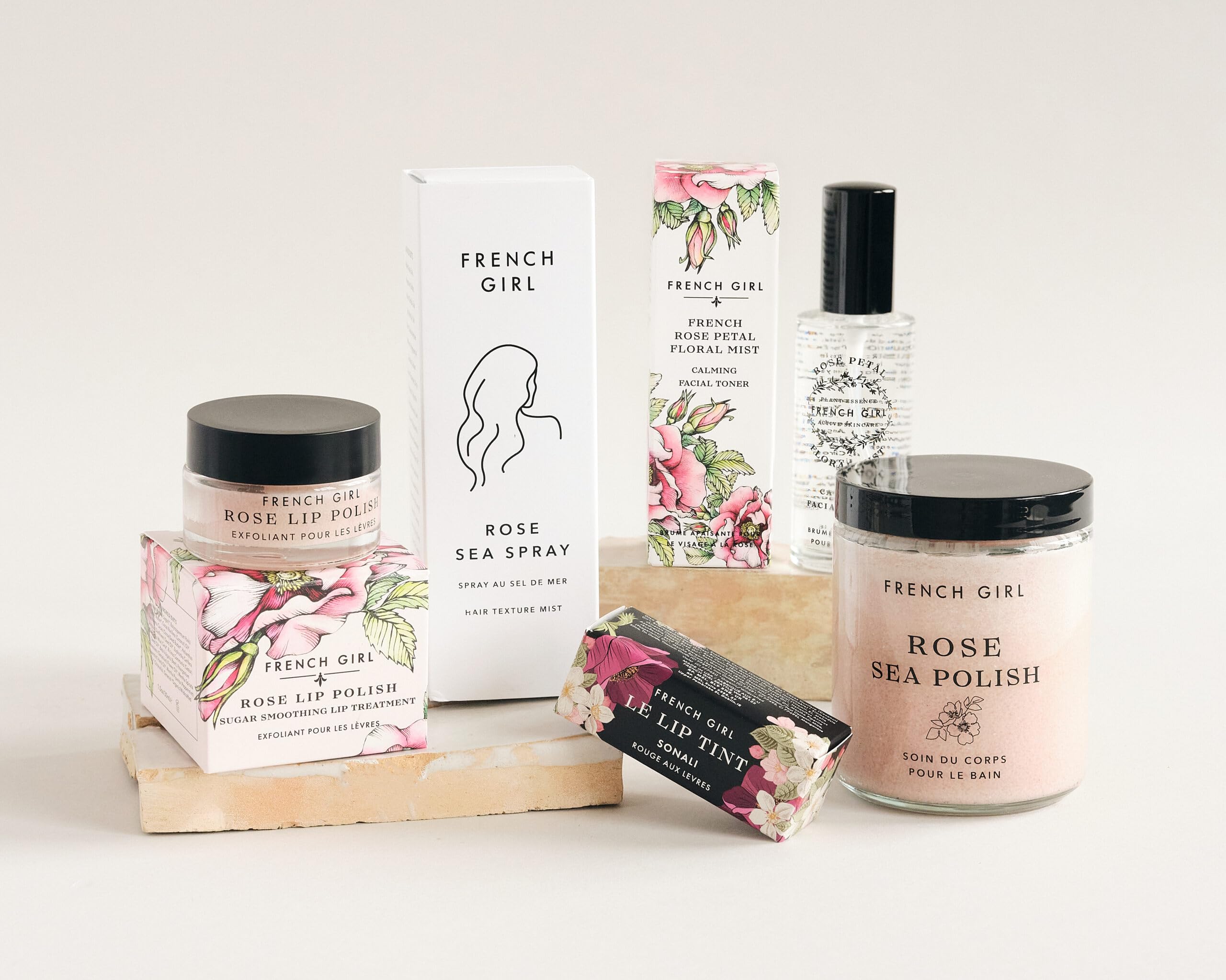 French Girl Organics gommage lèvres rose, exfoliation quotidienne — lèvres plus lisses et confortables.