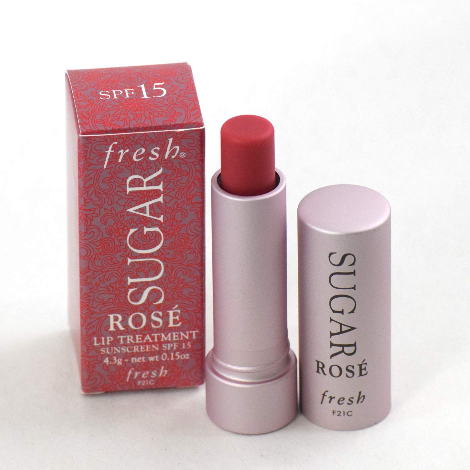 Fresh Sugar Lip Treatment SPF 15 Rose – texture riche qui nourrit et apaise les lèvres.