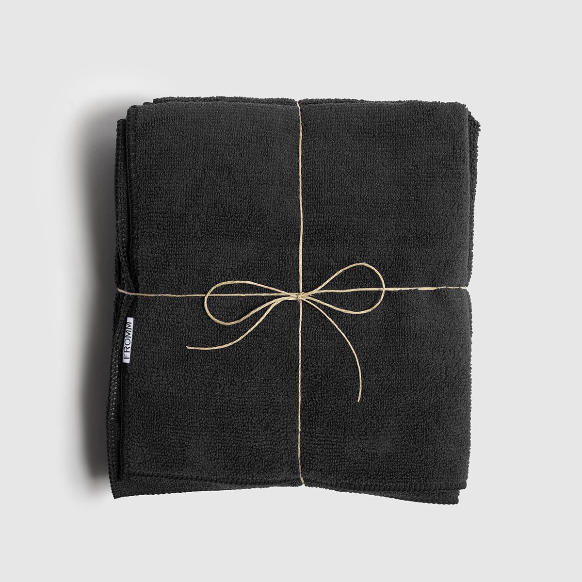 Fromm Softees serviette microfibre noir – idéale en salon, spa et salle de sport