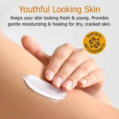 Texture riche et soyeuse de la lotion vitamine E Fruit of the Earth, absorption rapide.