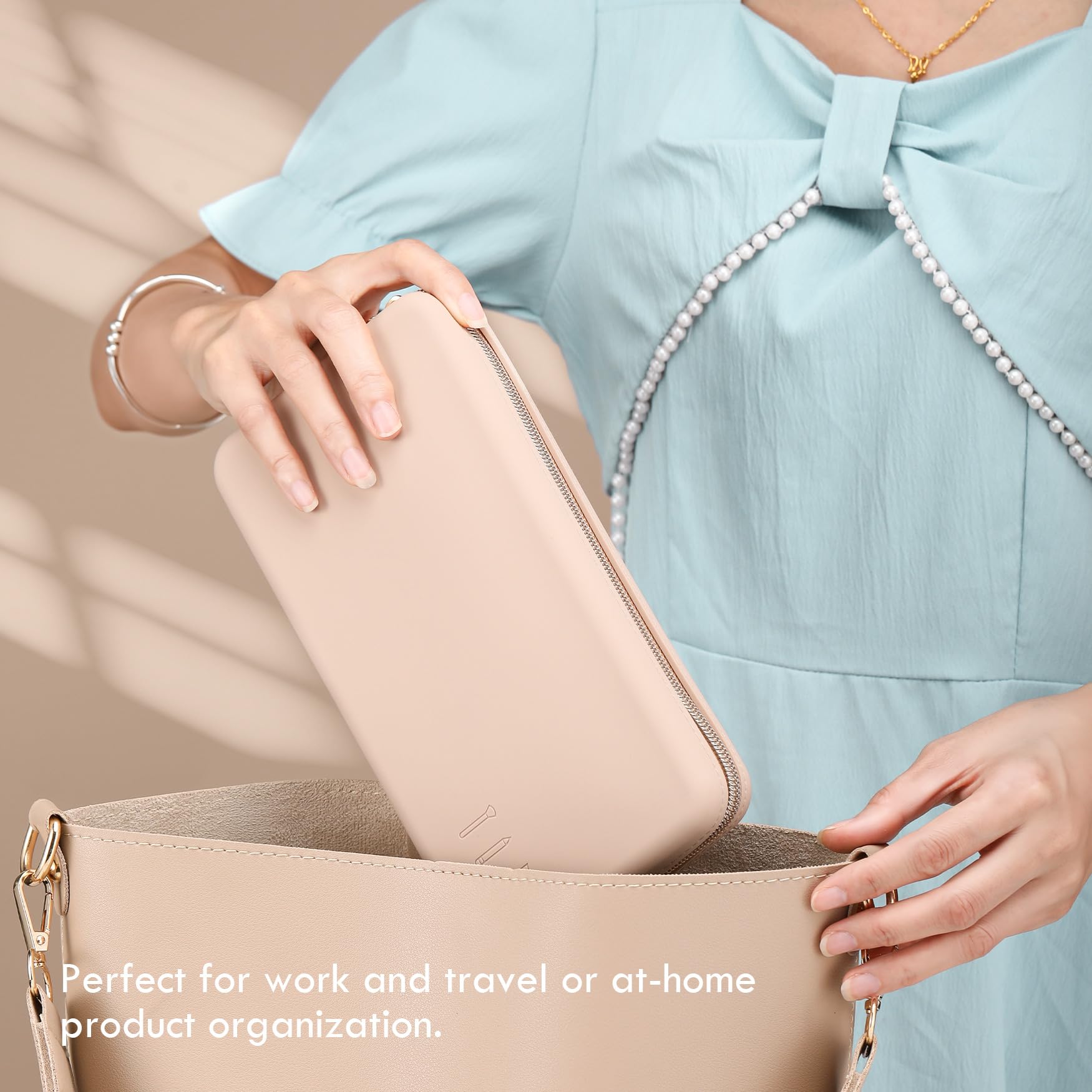 FVION pochette cadeau maquillage pour voyage, pratique et chic.