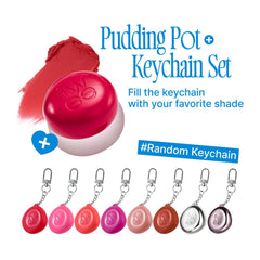 Texture crème du fwee Blurry Pudding Pot pour un blush doux et modulable.