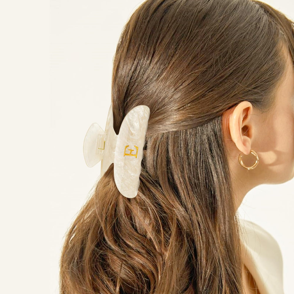Fycert pinces-cheveux init glitter blanc: allure légère et sophistiquée au bureau.