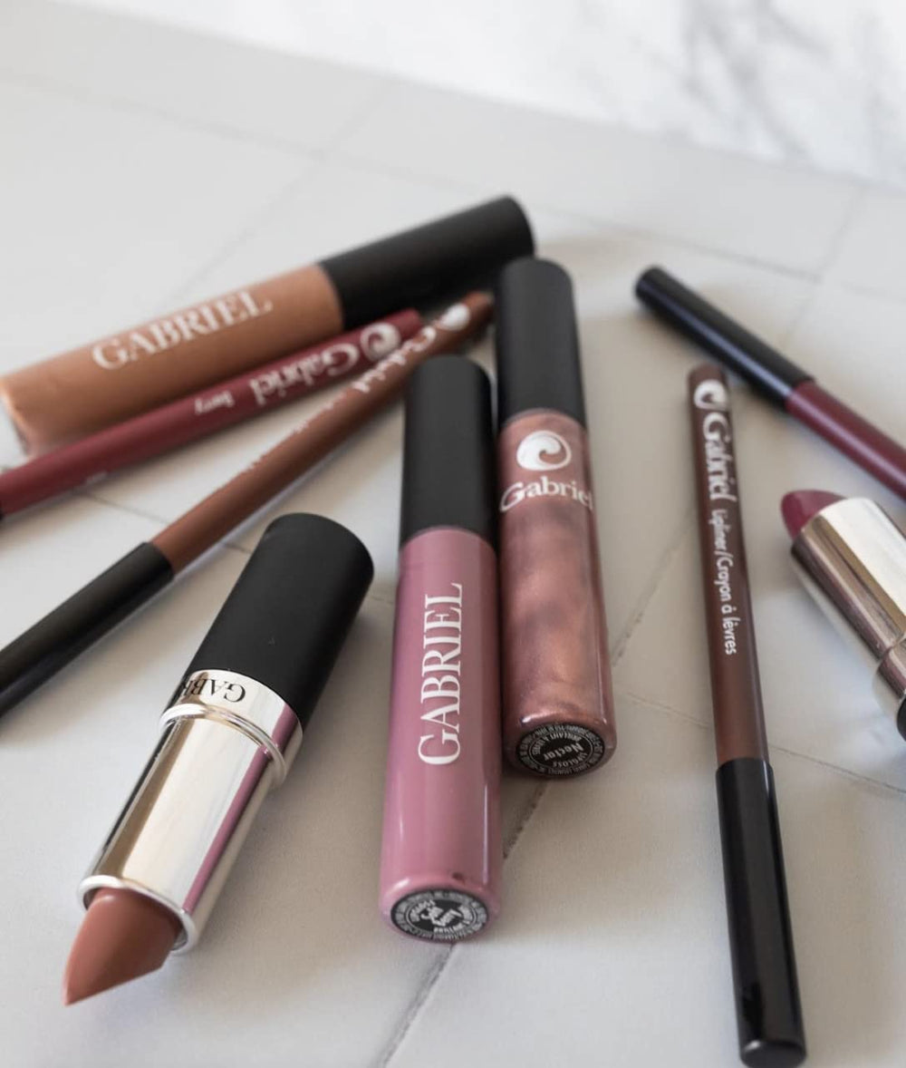 Gabriel Cosmetics Crayon contour des lèvres Nutmeg, finition imperméable et longue tenue.