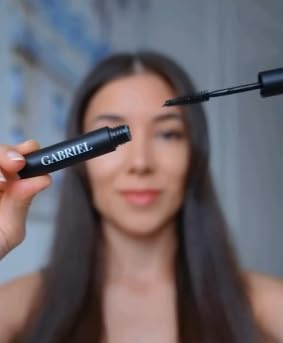 Gabriel Mascara Noir, sans OGM pour une beauté naturelle.