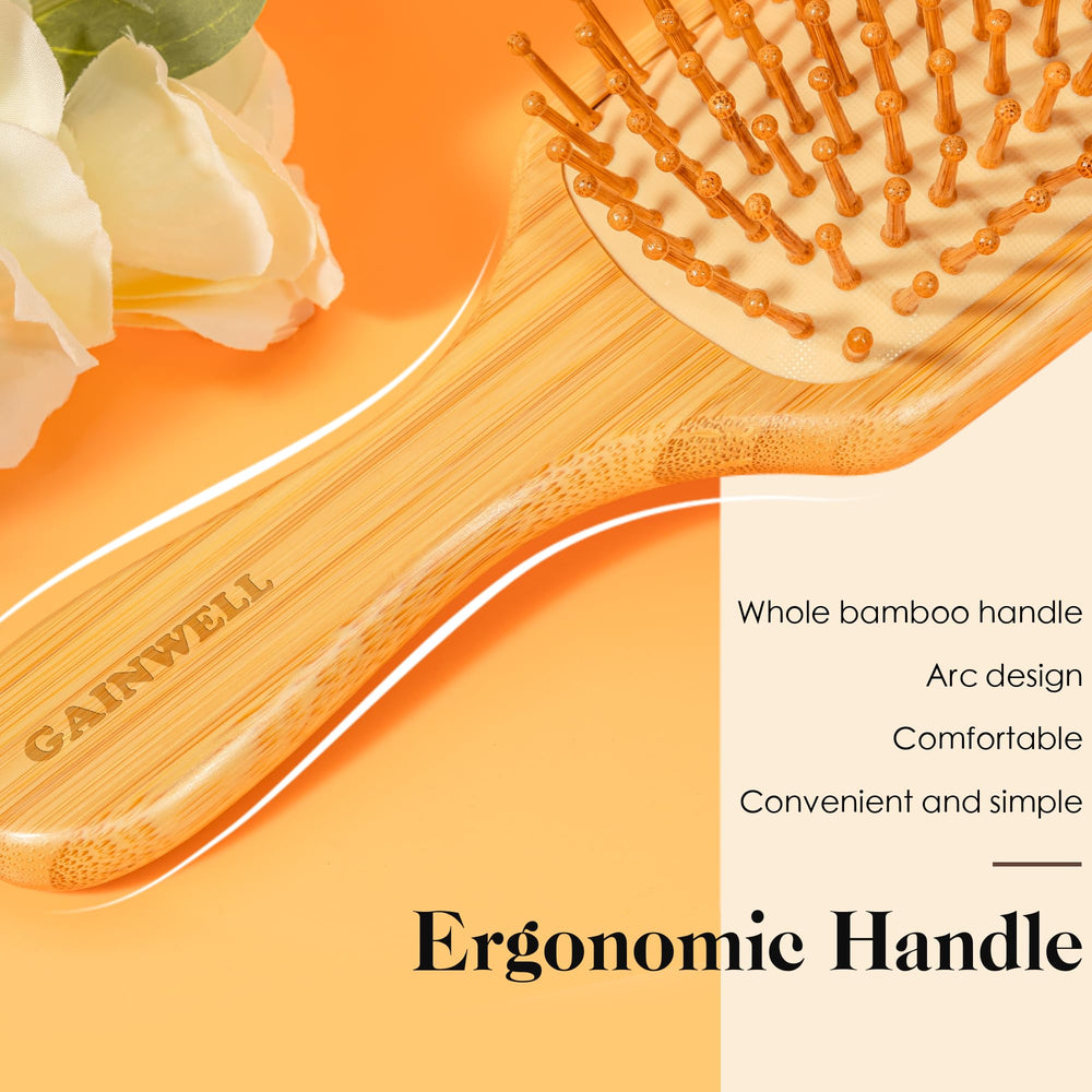 Éco-responsable et durable, la brosse Gainwell respecte vos cheveux et la planète.
