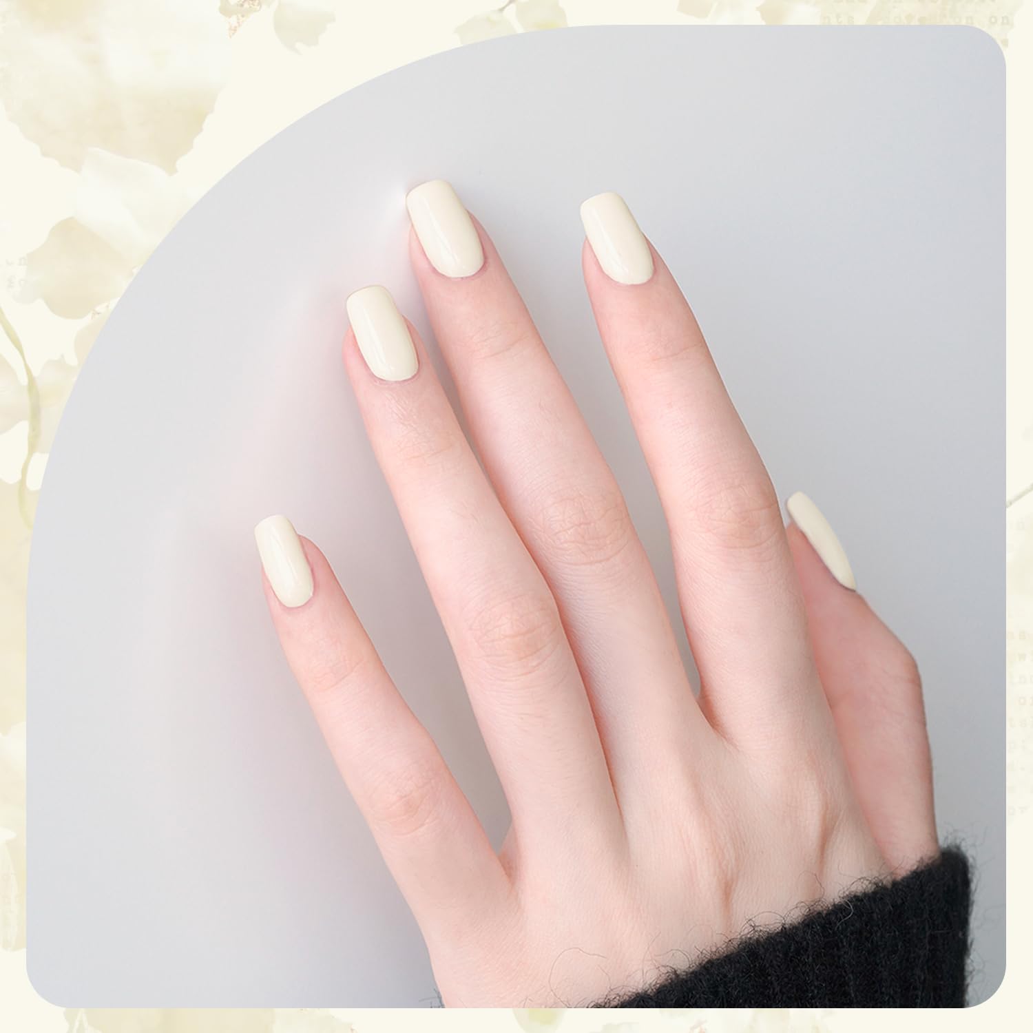 GAOY Green White Spring top coat bottle highlighting crystal shine.