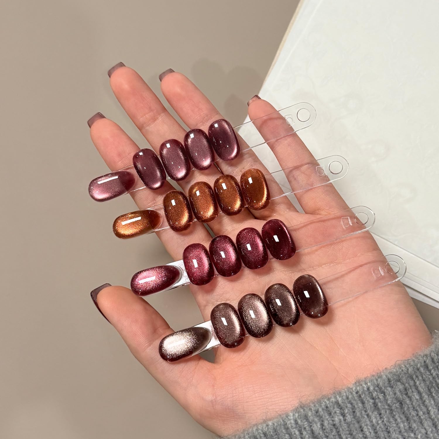 GAOY vernis gel effet holographique offre une brillance durable et glamour.
