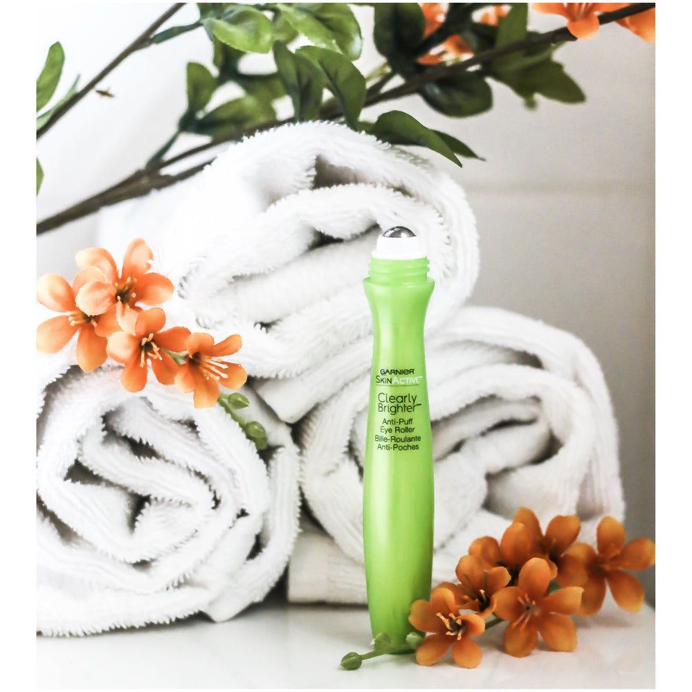 Vitamine C et antioxydants Garnier éclairent subtilement le regard.