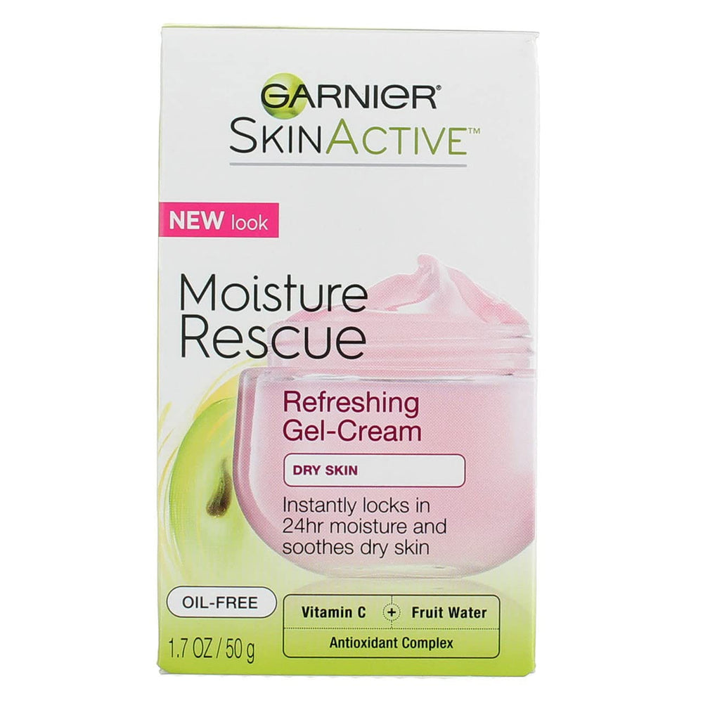 Texture légère du Gel-Crème Garnier appliquée sur la peau du visage.